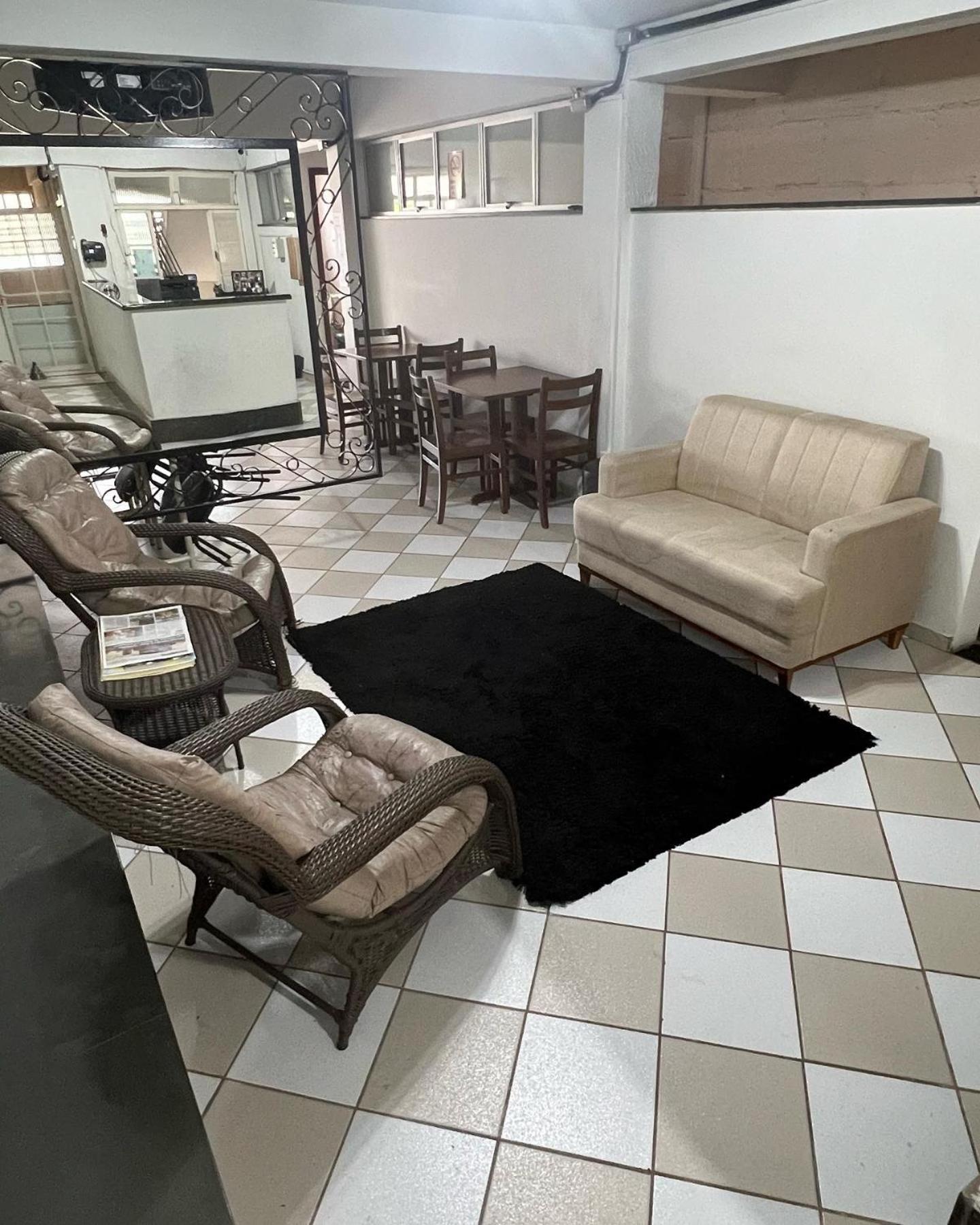 Premium Center Hotel Betim Bagian luar foto